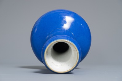 A Chinese monochrome blue bottle vases, 19th C.