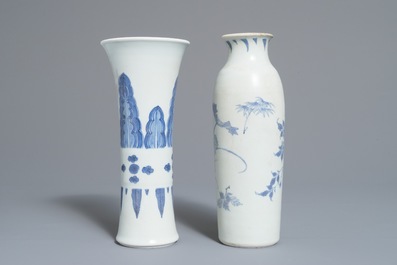 Twee Chinese blauwwitte vazen met floraal decor, Hatcher cargo, Transitie periode