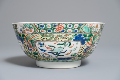 A Chinese famille verte bowl with fish, Kangxi