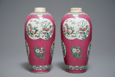 A pair of famille rose style vases with roosters on a pink ground, Samson, Paris, 19th C.