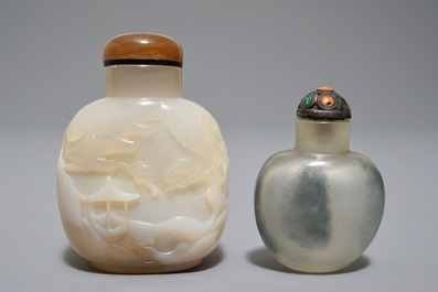 Two Chinese 'shadow' agate snuff bottles, 19/20th C.