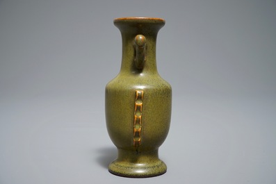 A Chinese monochrome tea dust-glazed vase, Yongzheng mark, 19/20th C.