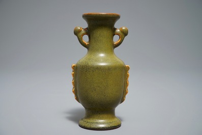 A Chinese monochrome tea dust-glazed vase, Yongzheng mark, 19/20th C.