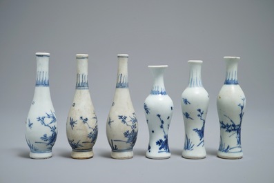 Six Chinese blue and white vases with floral design, Hatcher cargo, Transitional period