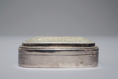 A Chinese jade-topped silver box, signed Yuchang Sterling, 1st half 20th C