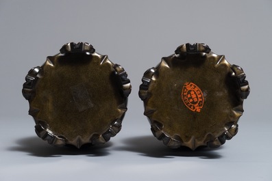 A pair of Chinese Shen Shao&rsquo;an type decorated lacquer vases, 20th C.