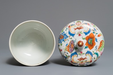 A Chinese famille rose 'Pompadour' bowl and cover, Qianlong, ca. 1745