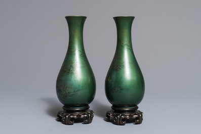 A pair of Chinese Shen Shao&rsquo;an type decorated lacquer vases, 20th C.