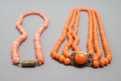 20世纪 玉项链和珊瑚项链 五件