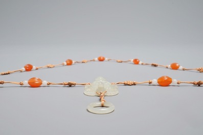 A Chinese jade and carneole necklace, Qing