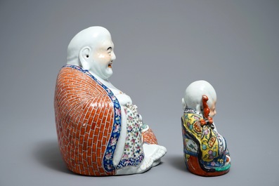 A large Chinese famille rose figure of Buddha and a small one of Shou Lao, 19/20th C.