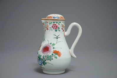 A Chinese famille rose ewer and basin with floral design, Qianlong