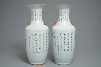 Een paar Chinese qianjiang cai vazen met figuren, 19/20e eeuw