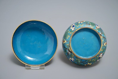 A Chinese cloisonn&eacute; saucer with floral design, Ming, and a round box and cover, 19th C.