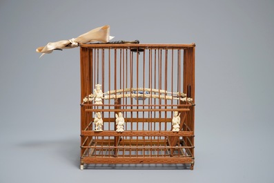 十九二十世纪   木鸟笼 小人物牙雕