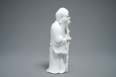 Een Chinese blanc de Chine figuur van Shou Lao, 19/20e eeuw