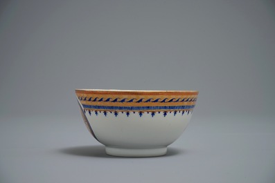 A Chinese export porcelain teapot with matching cup and saucer, Jiaqing