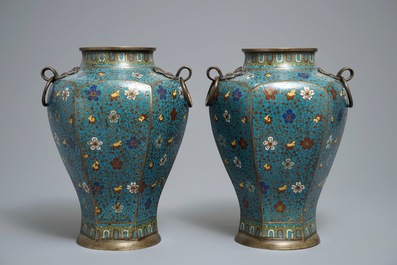 19世纪 景泰蓝花卉纹瓶 一对