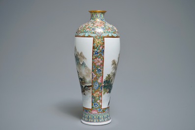 Un vase en porcelaine de Chine famille rose coquille d'oeuf, 20&egrave;me