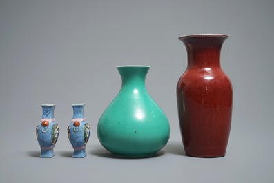 Four Chinese famille rose and monochrome vases, 19/20th C.