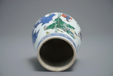 A Chinese wucai brush pot of tapering form with figural design, Transitional period