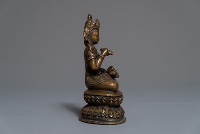 Een Chinese bronzen Boeddha Vajrasattva, 19e eeuw