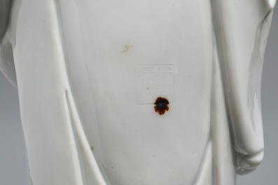 A Chinese Dehua blanc de Chine figure of Damo, Boji yuren merk, 19th C.