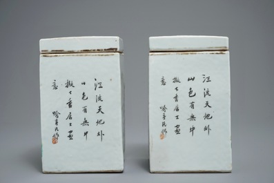 Une paire de pots couverts de forme carr&eacute; en porcelaine de Chine qianjiang cai, 19/20&egrave;me