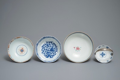 Four Chinese blue and white, famille rose and Imari-style bowls, Kangxi, Qianlong and 19th C.