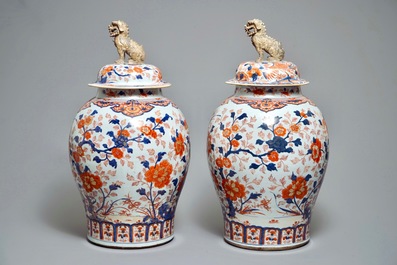 A pair of very large Chinese Imari-style vases and covers with pheasants, Kangxi