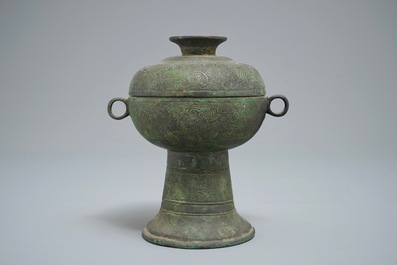 Een Chinese archa&iuml;stische bronzen 'dou', Periode van de Strijdende Staten of later