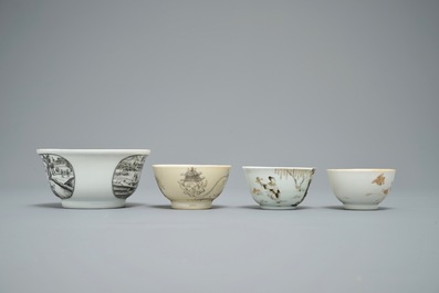 Un bol et trois tasses en porcelaine de Chine grisaille et dor&eacute;, Yongzheng/Qianlong