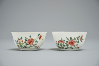 A pair of fine Chinese famille rose cups and saucers with floral design, Yongzheng