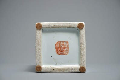 A square Chinese qianjiang cai vase, signed Ma Qing Yun, 19/20th C.