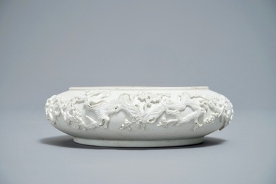 A Chinese biscuit brush washer with applied design, mark of Wang Bin Rong, 19/20th C.