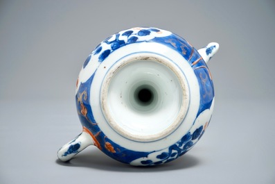 A Chinese Imari-style cadogan teapot, Kangxi