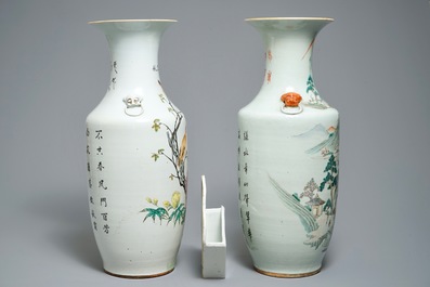 Deux grands vases et un vase d'applique en porcelaine de Chine qianjiang cai, 19/20&egrave;me