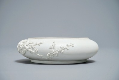 A Chinese biscuit brush washer with applied design, mark of Wang Bin Rong, 19/20th C.