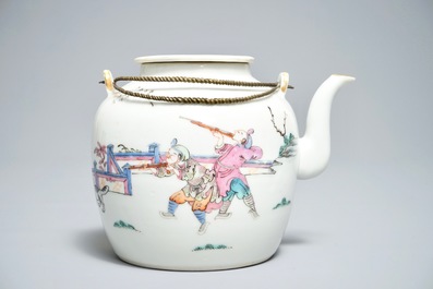 A Chinese famille rose teapot, Qianlong mark, 19th C.