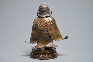 Een grote bronzen figuur van Garuda, Nepal, 19e eeuw