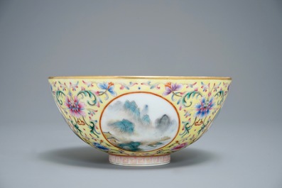 A fine Chinese famille rose yellow-ground bowl with landscape medallions, Yongzheng mark, 20th C.