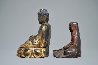 Twee gelakte en verguld houten votiefbeelden, Korea, 19e eeuw