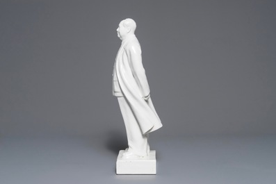 A tall Chinese figure of Mao Zedong standing on a base, 2nd half 20th C.