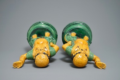 A pair of large Chinese sancai figures of temple guardians, 19/20th C.
