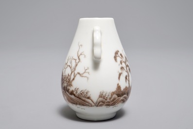 A miniature Chinese hu vase with grisaille landscape design, 19/20th C.