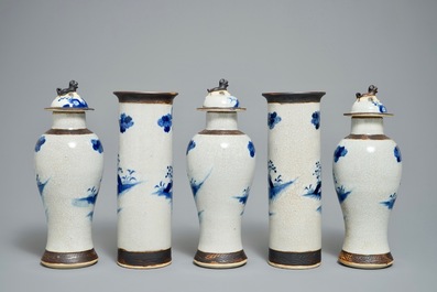 A Chinese Nanking crackle glazed blue and white five-piece garniture, 19/20th C.
