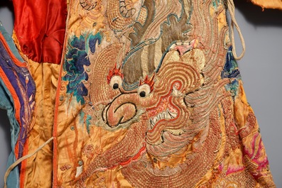 A Chinese gold-thread embroidered silk opera costume with dragon design, 19/20th C.