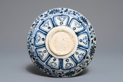 十四十五世纪越南青花瓷碗