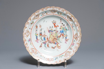 Three Chinese famille rose plates and an oval dish, 18/19th C.