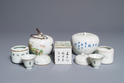 Un lot vari&eacute; en porcelaine de Chine famille rose et qianjiang cai, 19&egrave;me
